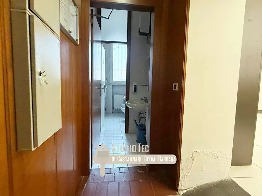 Immagine 17 di Negozio in affitto  in via castel san pietro 1 a Ravenna