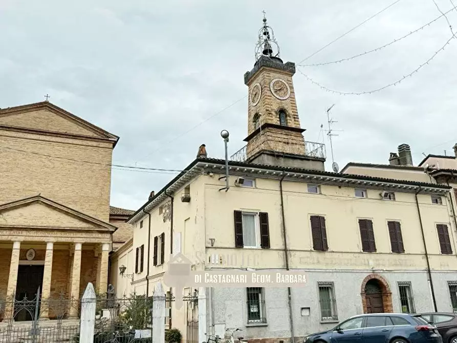 Immagine 1 di Negozio in affitto  in via castel san pietro 1 a Ravenna