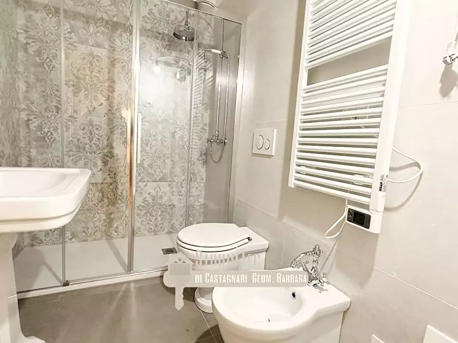 Immagine 3 di Appartamento in vendita  in Via Camillo Benso Cavour 100 a Ravenna