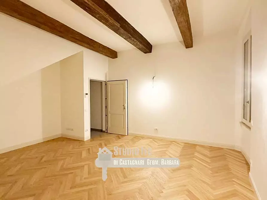 Immagine 12 di Appartamento in vendita  in via camillo cavuor  1 a Ravenna