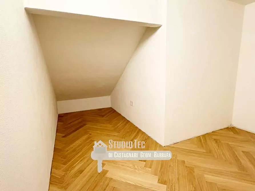 Immagine 13 di Appartamento in vendita  in via camillo cavuor  1 a Ravenna