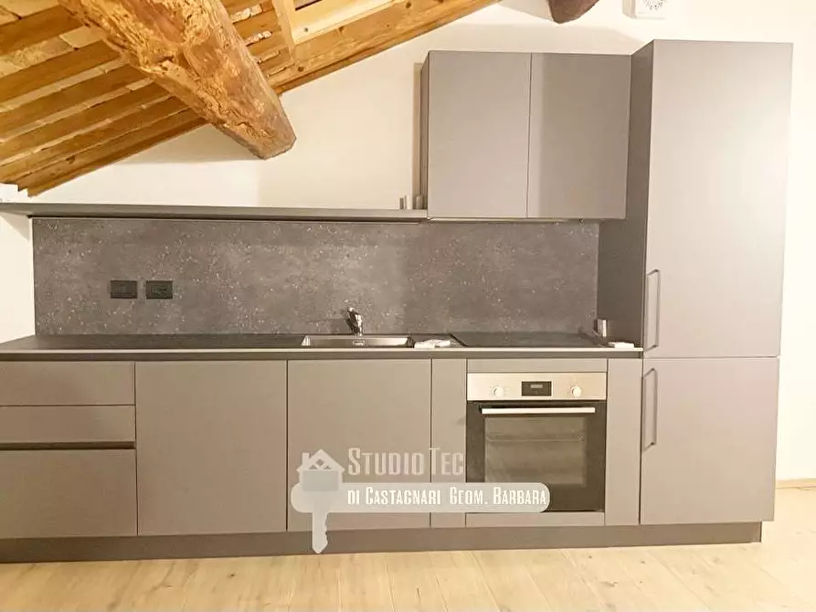 Immagine 4 di Appartamento in vendita  in via Camillo Cavour  1 a Ravenna