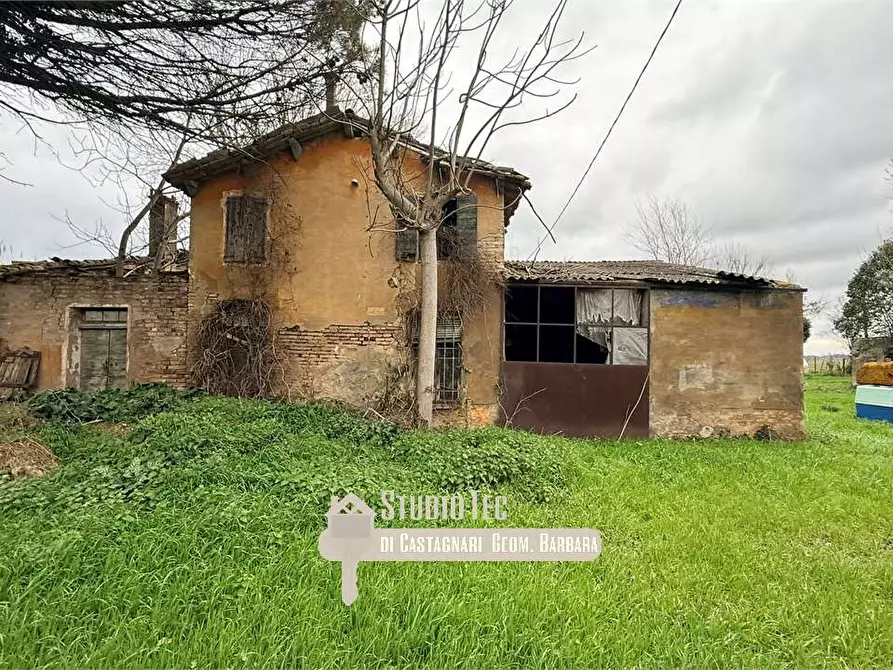 Immagine 1 di Terreno edificabile in vendita  in via argine destro montone a Ravenna