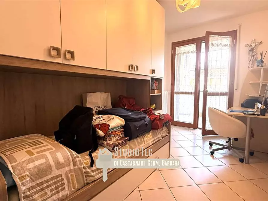 Immagine 8 di Appartamento in vendita  in via valitutti a Ravenna