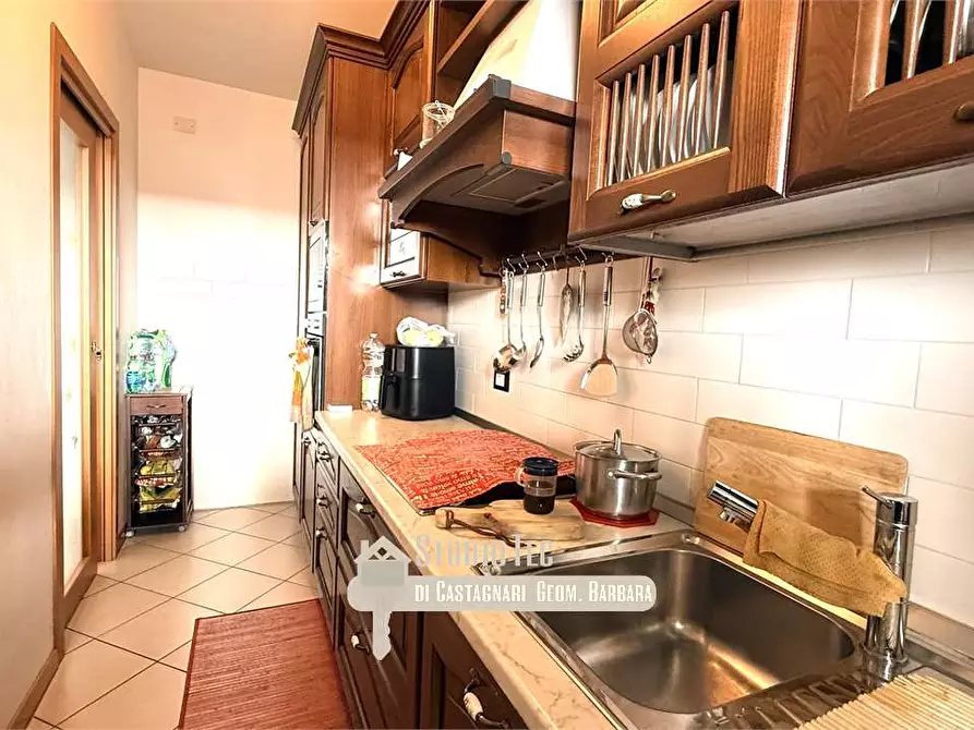 Immagine 13 di Appartamento in vendita  in via valitutti a Ravenna