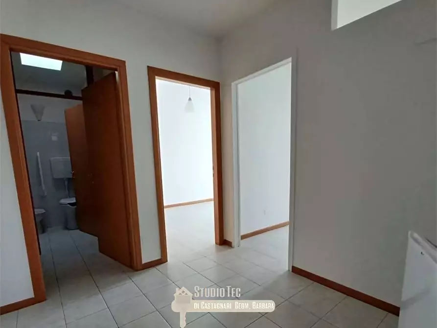 Immagine 3 di Trilocale in vendita  in Via newton 1 a Ravenna