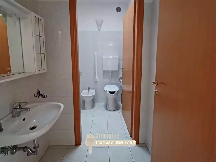 Immagine 13 di Trilocale in vendita  in Via newton 1 a Ravenna