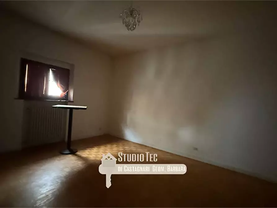 Immagine 26 di Negozio in affitto  in Via Mentana  a Ravenna