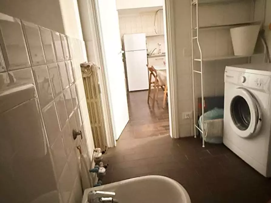 Immagine 24 di Bilocale in affitto  in VIA BORGONUOVO  1 a Bologna