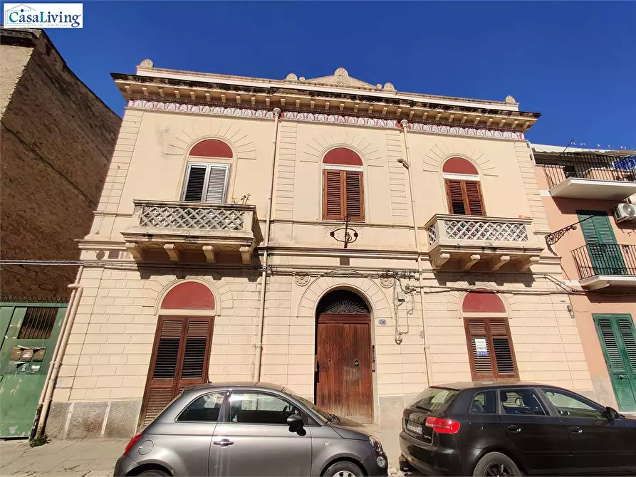 Immagine 1 di Appartamento in vendita  in Via Ruggero Loria a Palermo