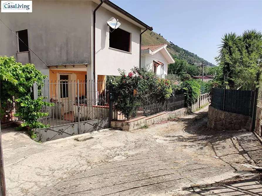 Immagine 27 di Villa in vendita  in Via Esterna Sant' Elia a Monreale