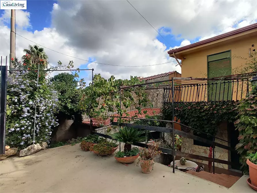 Immagine 4 di Villa in vendita  in Via Esterna Strazzasite a Monreale