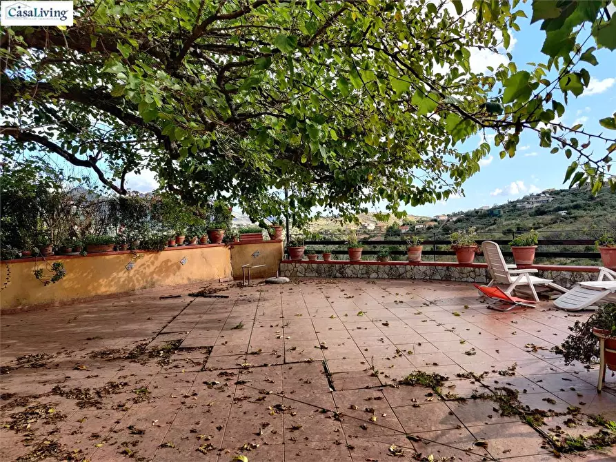 Immagine 10 di Villa in vendita  in Via Esterna Strazzasite a Monreale
