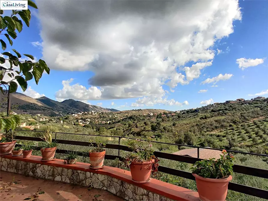 Immagine 12 di Villa in vendita  in Via Esterna Strazzasite a Monreale