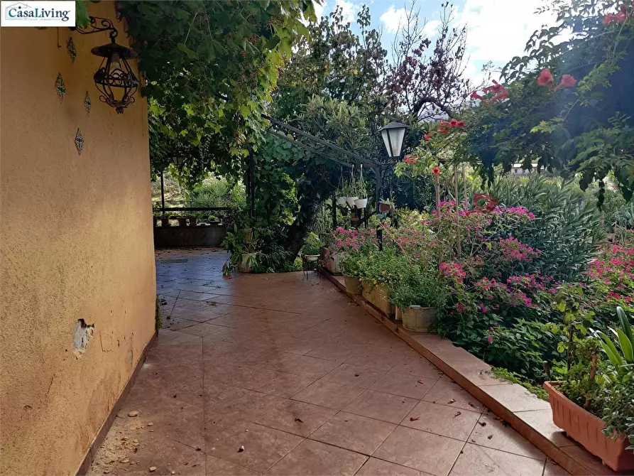 Immagine 16 di Villa in vendita  in Via Esterna Strazzasite a Monreale