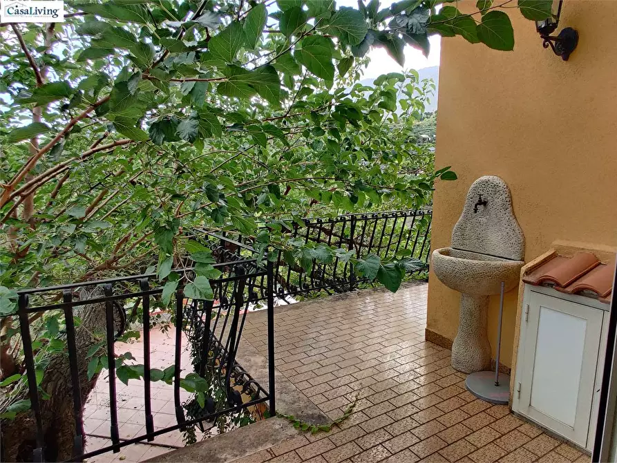 Immagine 37 di Villa in vendita  in Via Esterna Strazzasite a Monreale
