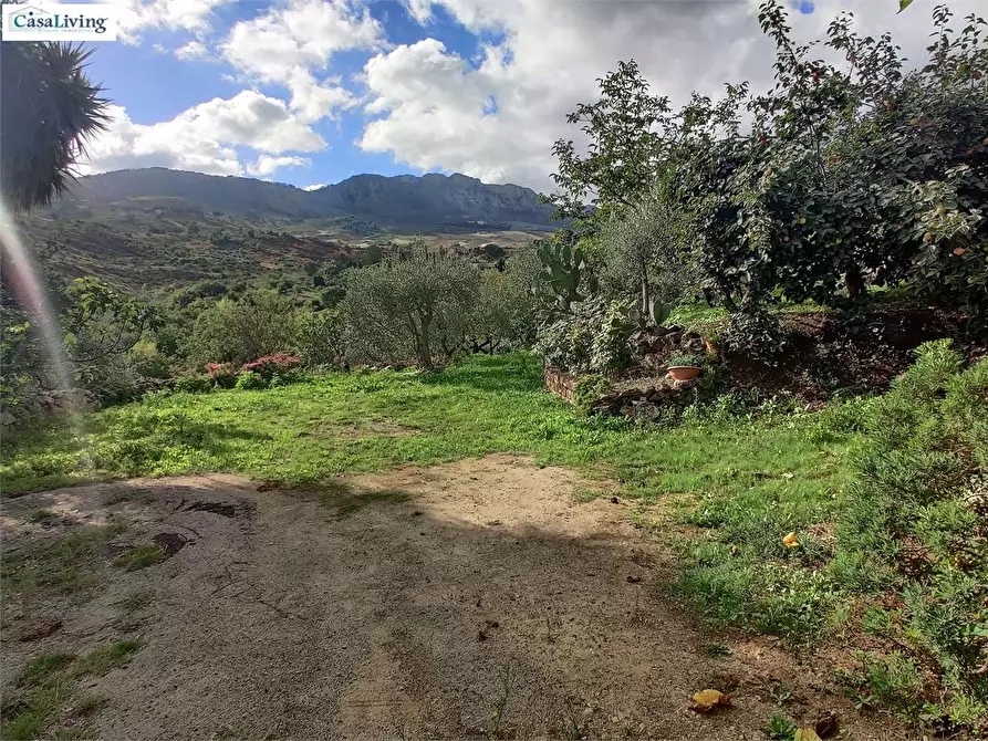 Immagine 43 di Villa in vendita  in Via Esterna Strazzasite a Monreale
