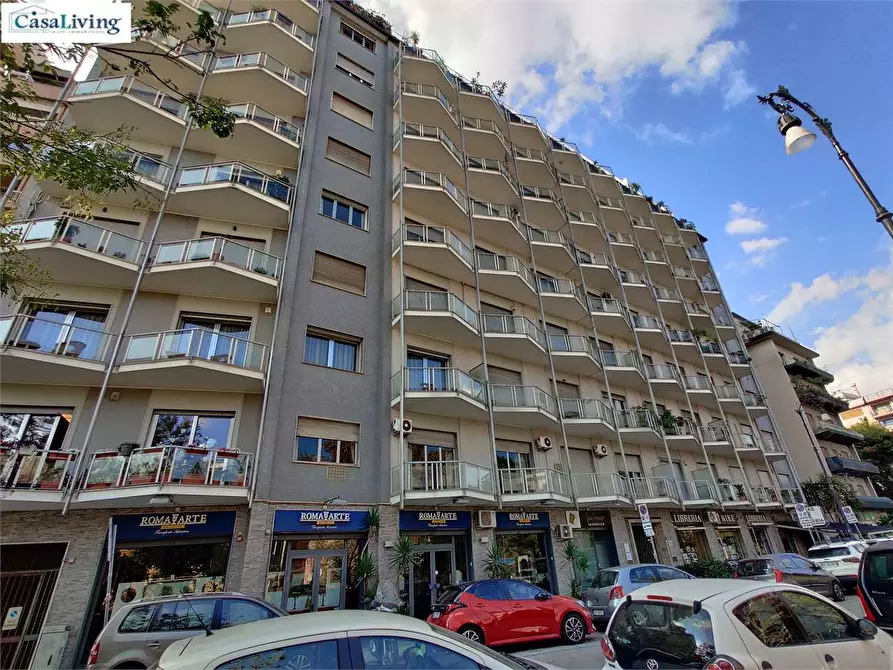 Immagine 1 di Appartamento in vendita  in Via Marchese Ugo 74 a Palermo