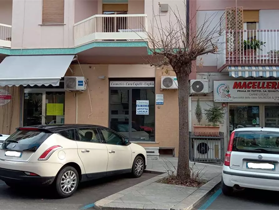 Immagine 2 di Negozio in affitto  in Via Venero  29 a Monreale