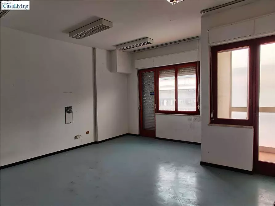 Immagine 3 di Ufficio in affitto  in Via Pietro nenni-Via Ugo La Malfa 24 a Palermo