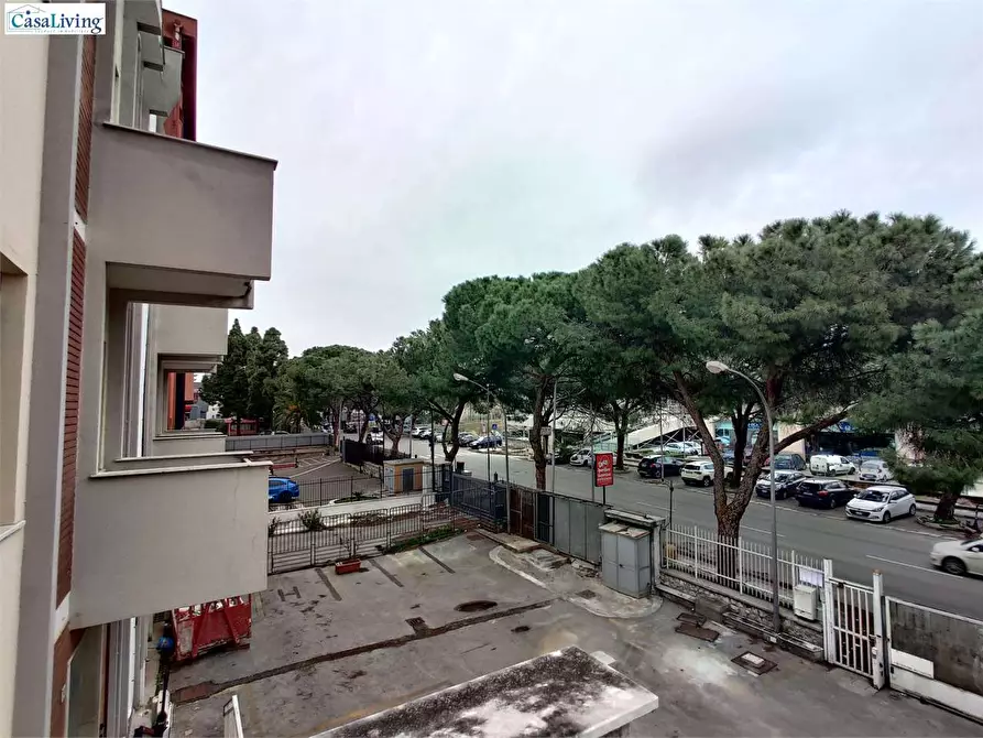 Immagine 8 di Ufficio in affitto  in Via Pietro nenni-Via Ugo La Malfa 24 a Palermo