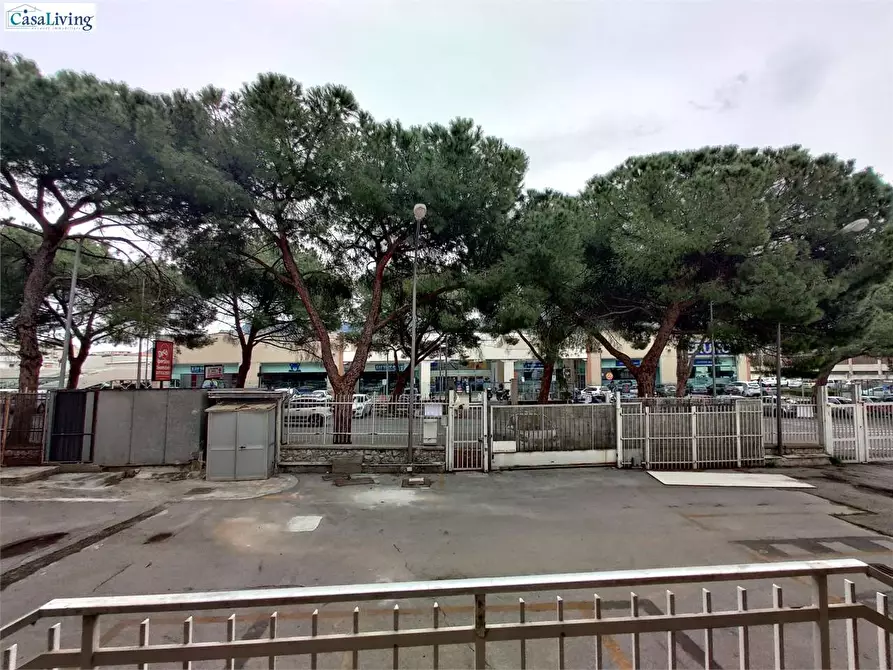 Immagine 5 di Ufficio in affitto  in Via Pietro Nenni - Via Ugo La Malfa 24 a Palermo