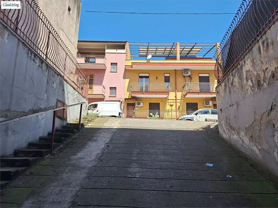 Immagine 5 di Magazzino in vendita  in Via Villagrazia 124/A a Palermo