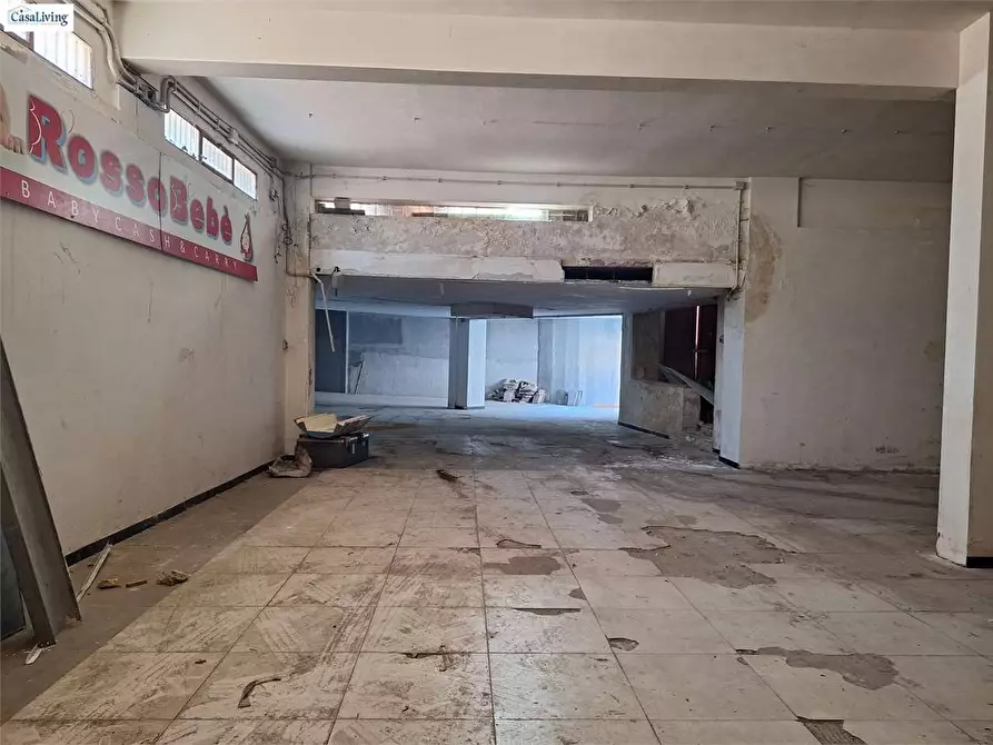Immagine 7 di Magazzino in vendita  in Via Villagrazia 124/A a Palermo