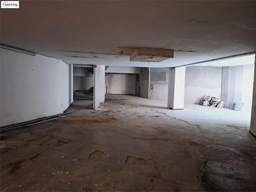 Immagine 18 di Magazzino in vendita  in Via Villagrazia 124/A a Palermo