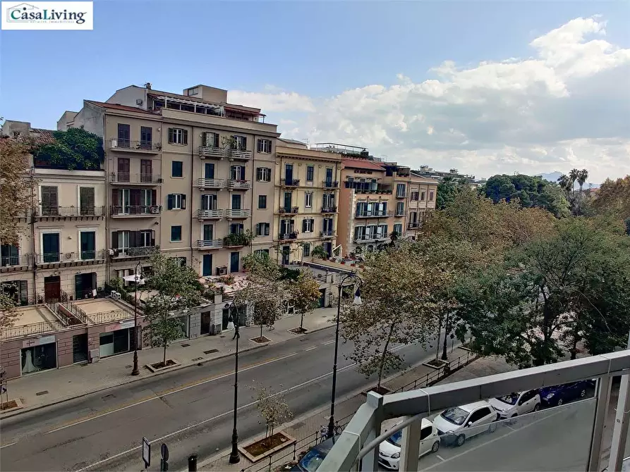 Immagine 11 di Appartamento in affitto  in Via Marchese Ugo 74 a Palermo