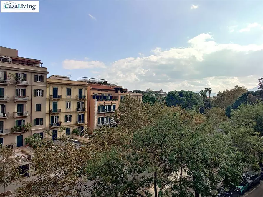 Immagine 12 di Appartamento in affitto  in Via Marchese Ugo 74 a Palermo