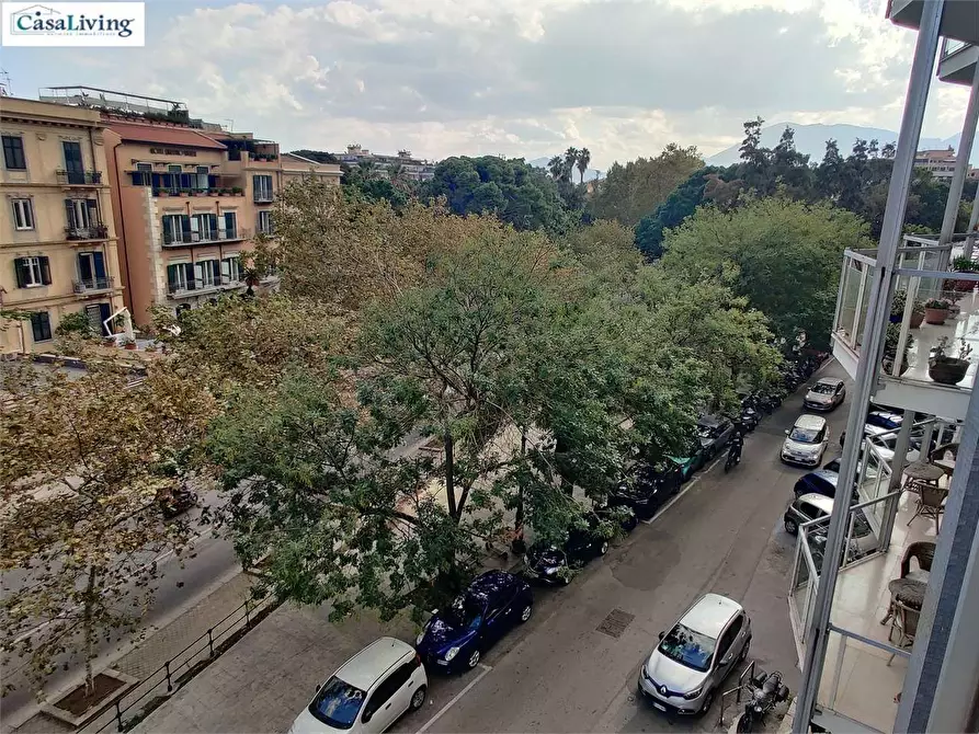Immagine 13 di Appartamento in affitto  in Via Marchese Ugo 74 a Palermo