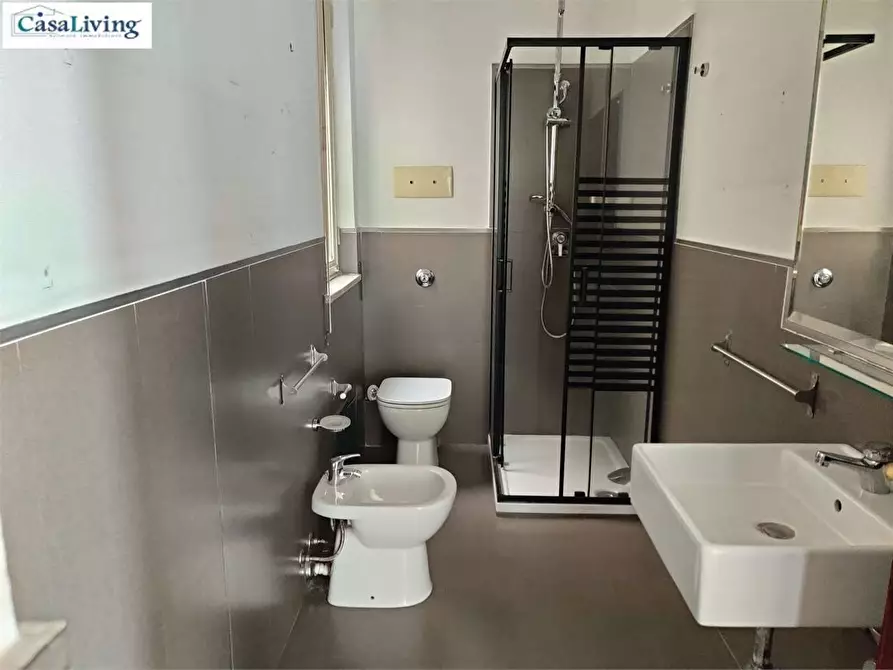 Immagine 19 di Appartamento in affitto  in Via Marchese Ugo 74 a Palermo