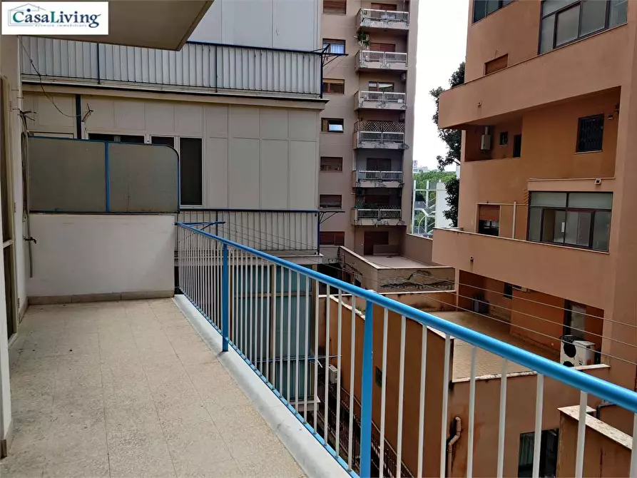 Immagine 27 di Appartamento in affitto  in Via Marchese Ugo 74 a Palermo