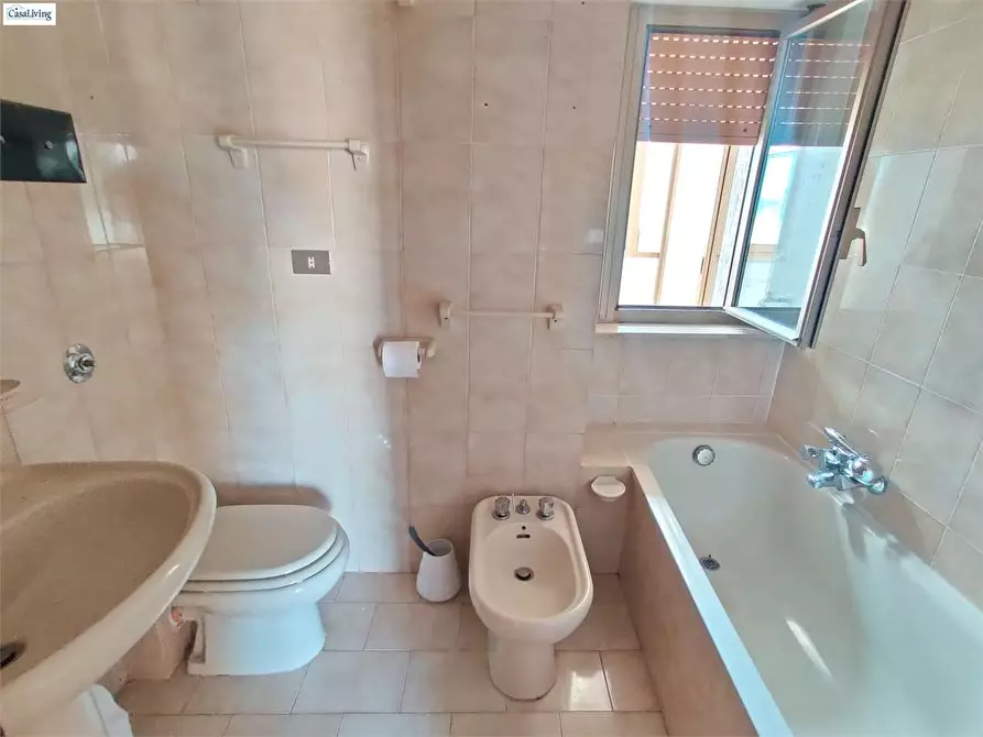 Immagine 16 di Appartamento in vendita  in Via Mariano Stabile 110 a Palermo