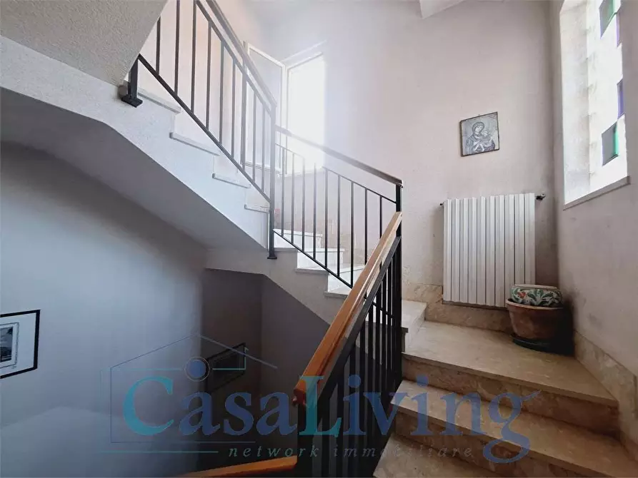 Immagine 40 di Villa in vendita  a Monreale