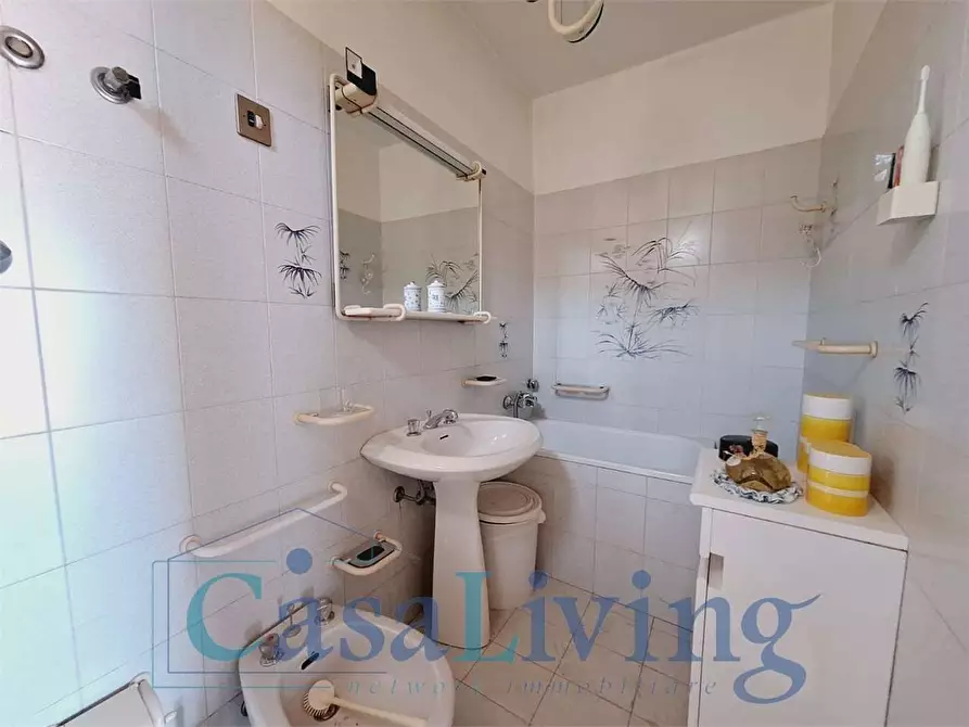 Immagine 43 di Villa in vendita  a Monreale