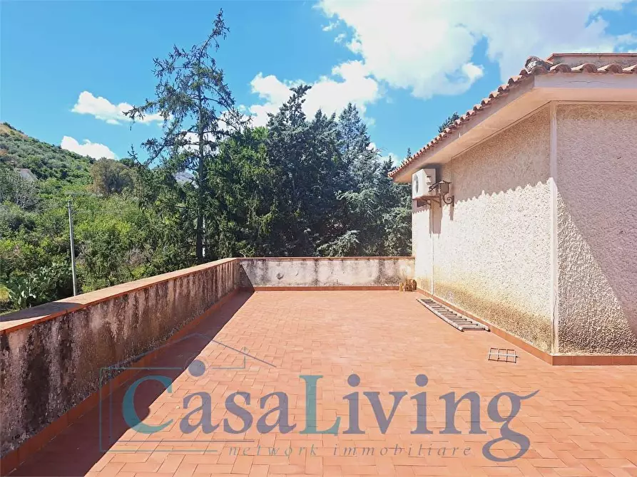 Immagine 46 di Villa in vendita  a Monreale