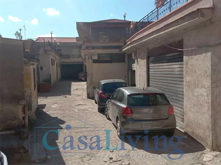 Immagine 5 di Magazzino in vendita  in Via Venero 205 a Monreale