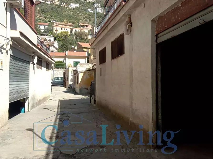 Immagine 8 di Magazzino in vendita  in Via Venero 205 a Monreale