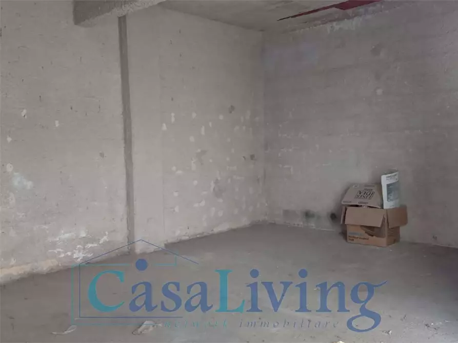 Immagine 15 di Magazzino in vendita  in Via Venero 205 a Monreale