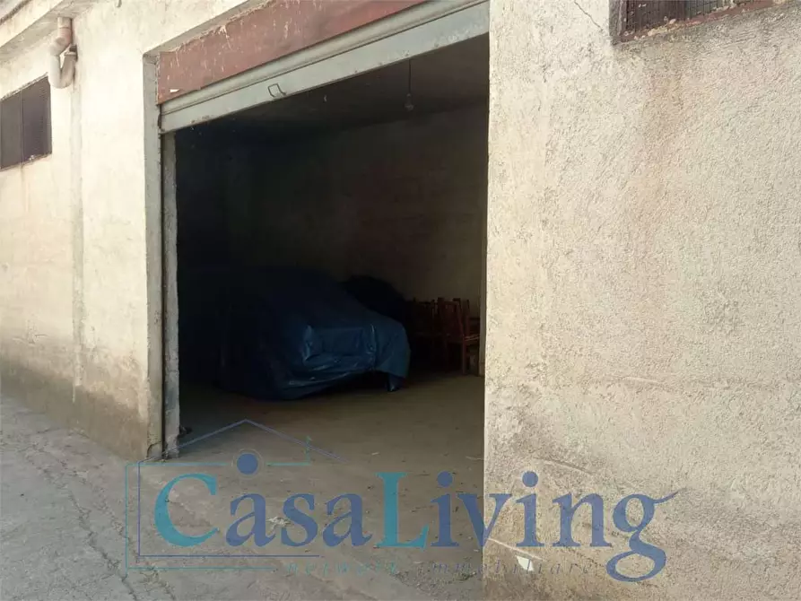Immagine 16 di Magazzino in vendita  in Via Venero 205 a Monreale