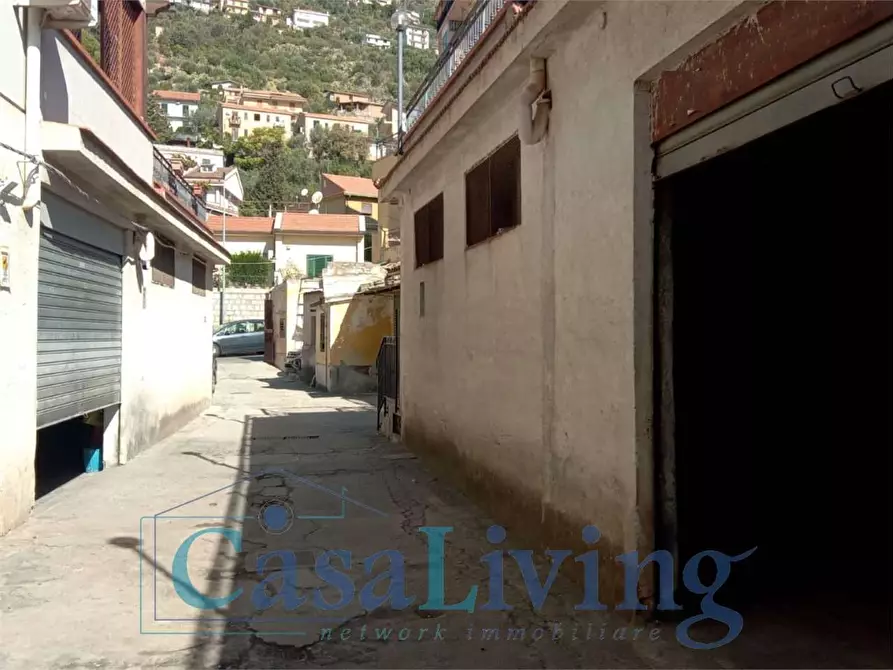 Immagine 17 di Magazzino in vendita  in Via Venero 205 a Monreale