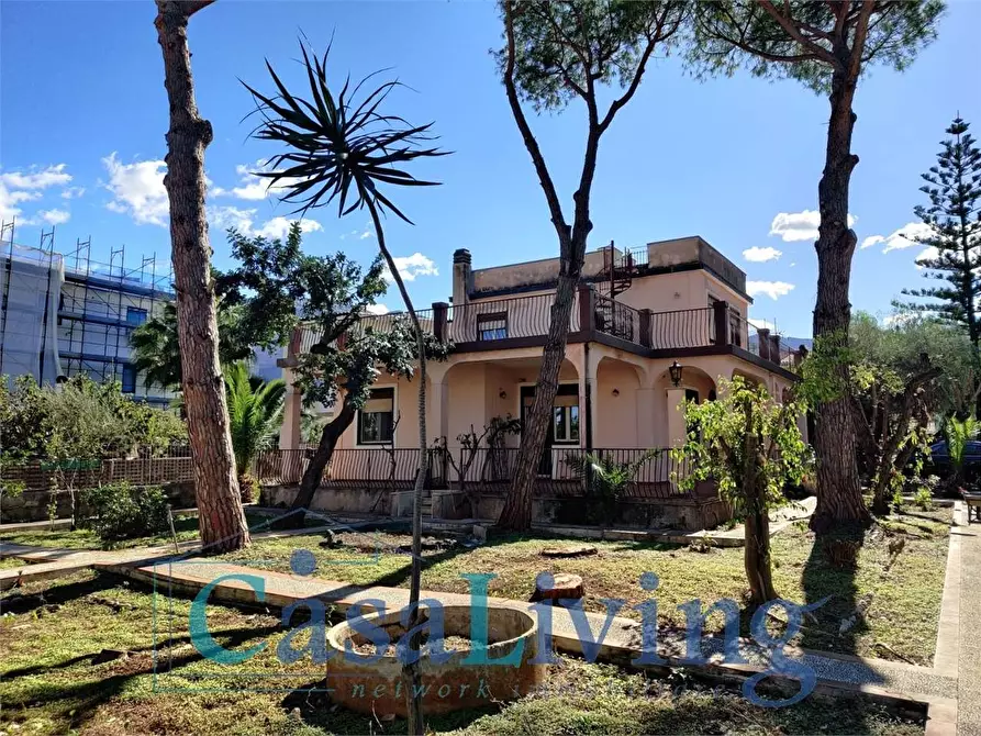 Immagine 1 di Villa in vendita  in Via Delle Cicogne 6 a Carini