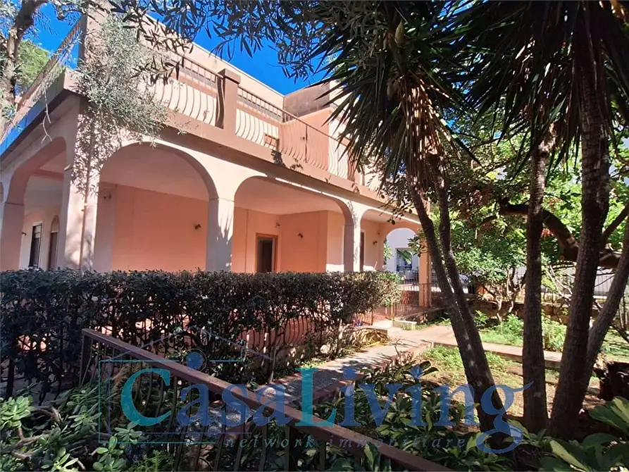 Immagine 2 di Villa in vendita  in Via Delle Cicogne 6 a Carini