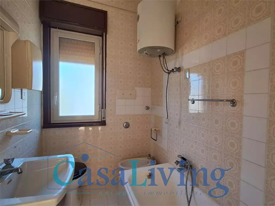 Immagine 32 di Villa in vendita  in Via Delle Cicogne 6 a Carini