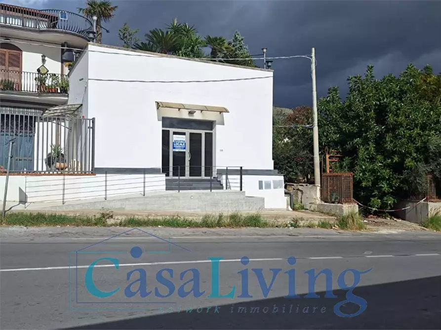 Immagine 1 di Negozio in affitto  in Via Circonvallazione 51/B a Monreale