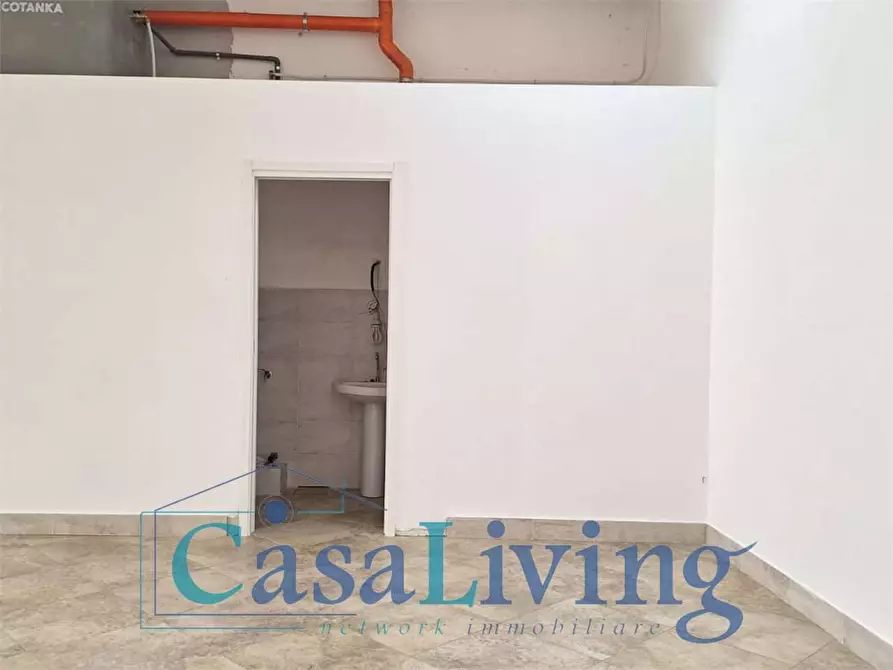 Immagine 14 di Negozio in affitto  in Via Circonvallazione 51/B a Monreale