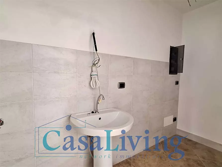 Immagine 16 di Negozio in affitto  in Via Circonvallazione 51/B a Monreale