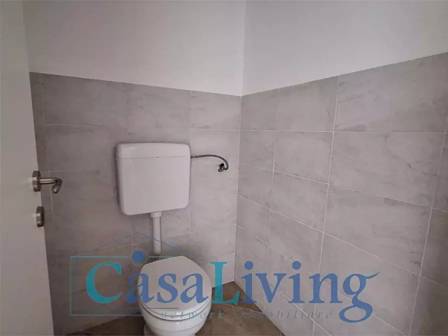 Immagine 17 di Negozio in affitto  in Via Circonvallazione 51/B a Monreale